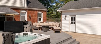 ꕥLuxꕥHeated* Pool/Hot Tub/Gamerooms/Firepit/Outdoor Shower/Bunks