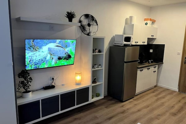 Kühlschrank, Mikrowelle, Geschirrspüler