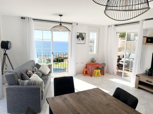 RENTAL APARTMENT LA HERRADURA SEASIDE