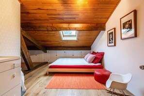 2 bedrooms, in-room safe, desk, iron/ironing board - Onlymyflats - Into the Woods (Thollon-les-Mémises)
