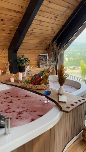 Deluxe-Bungalow | Badezimmer