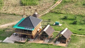 Unclassified image, 4 of 30, button - Ishasha Pride Lodge  (Ishasha)