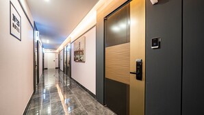 Hallway - NO.25 Hotel (Gwangju)