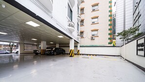 Free valet parking - NO.25 Hotel (Gwangju)
