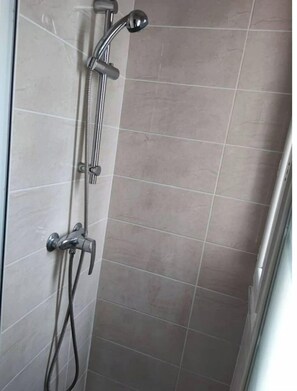 Towels, toilet paper