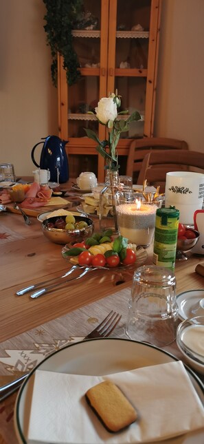 Daily continental breakfast for a fee