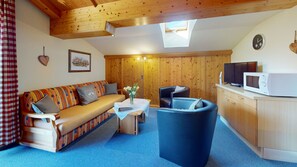 Comfort Apartment | Living area