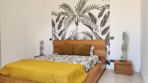 3 chambres, fer et planche à repasser, Wi-Fi, draps fournis