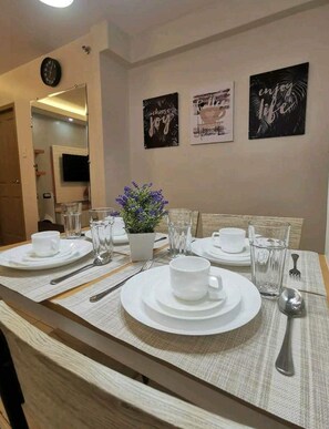 Dining - Cozy place in Davao (Davao City)