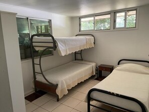 House, 3 Bedrooms, Accessible, Smoking