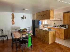 Hus - 3 sovrum - tillgänglighetsanpassat - rökare | Matsal