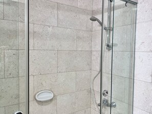 Bathroom - Unique 1bedroom With Balcony in Business Bay (Dubai)