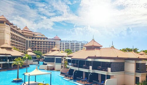 LUX The Anantara Residence Suite