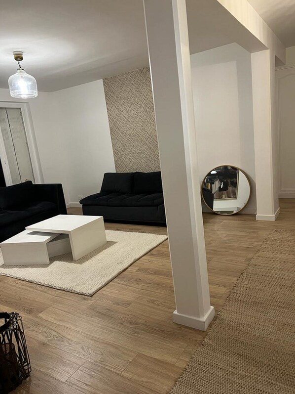 Interior - Appartement de 76 m2 à Massy, Secteur Petit Massy Limite Antony (Massy)