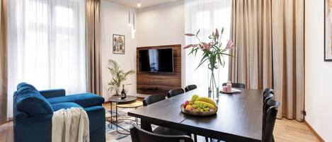 Smart TV 55 pulgadas con canales de televisión vía satélite