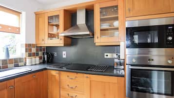 Fridge, dishwasher, electric kettle, toaster