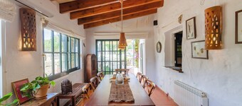 Charme Authentique à Minorque: Maison de Campagne Près des Plages 5 Chb, Piscine