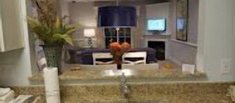 1BR 1BTH - Family of 4 - Resort Stay 5 min from Bush Gardens & Water Country USA