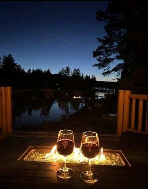 Terrace/patio - Fox Lake Cabin Lake View l Spa l Pool Table (Big Bear Lake)