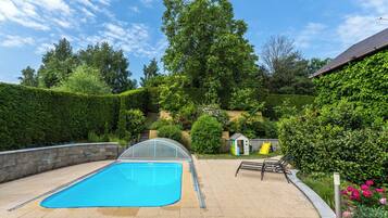 Alberca al aire libre por temporada