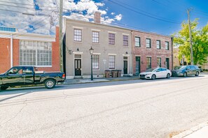 Exterior - Newly Renovated Downtown Apartment in Historic District, Super Quiet & Walkable (Mobile)