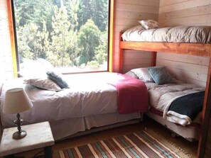 1 habitación, wifi y ropa de cama
