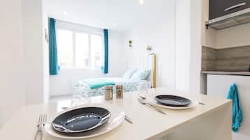 1 bedroom, memory-foam beds, individually decorated, free WiFi