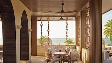 3 restaurants, breakfast, dinner, brunch served; Italian cuisine
