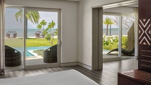Junior Suite, 1 King Bed, Pool Access, Ocean View | Down duvets, minibar, in-room safe, desk - Crowne Plaza Fiji Nadi Bay Resort & Spa by IHG (Nadi)