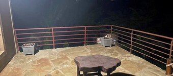 Tranquil 2-Bedroom Farm House