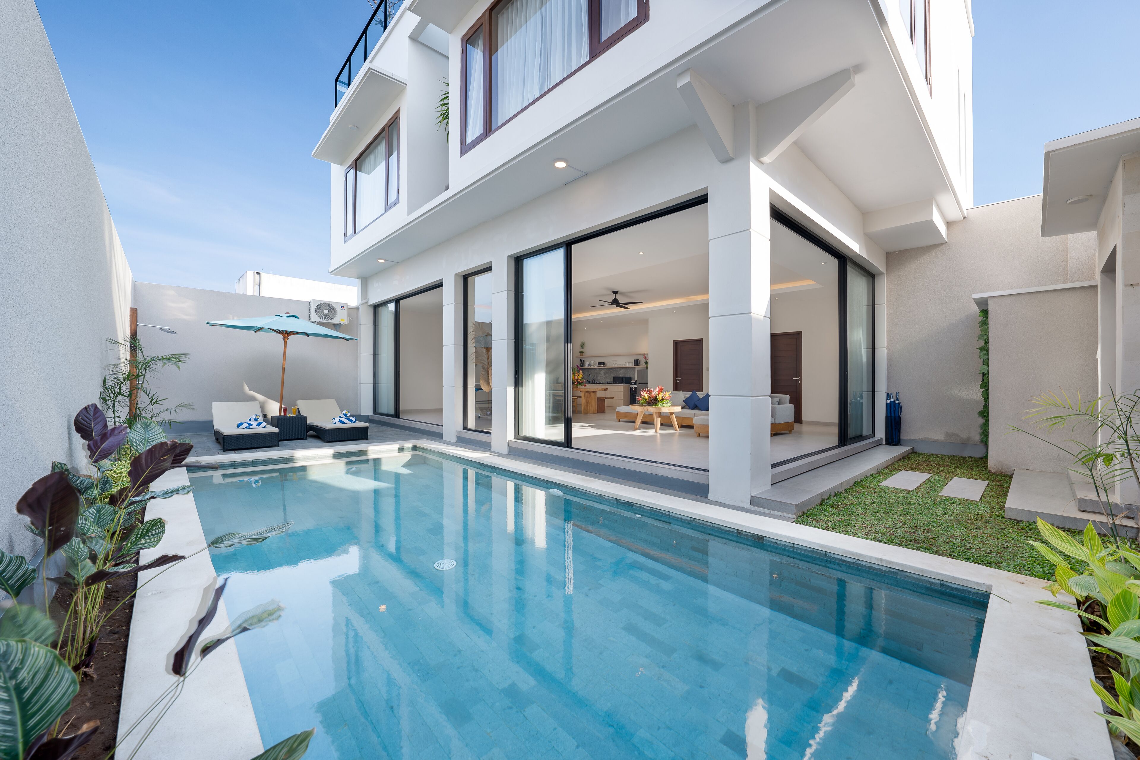 40-tums LED-tv med satellitkanaler