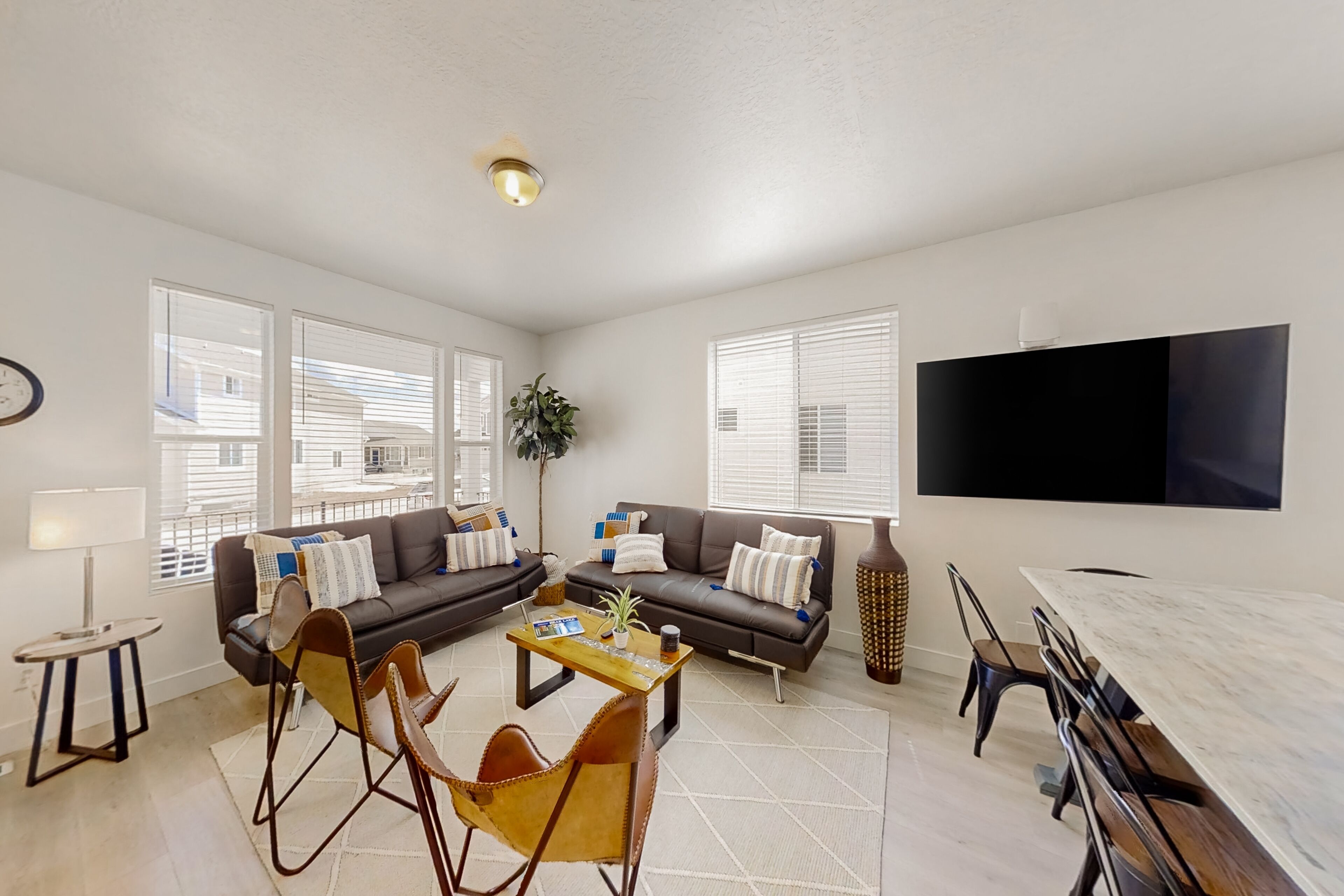 Expansive retreat with resort amenities, hot tub, game room, & grill - dogs ok