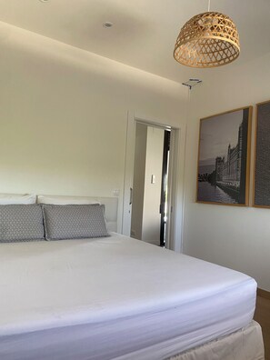 3 chambres, fer et planche à repasser, Wi-Fi, literie fournie