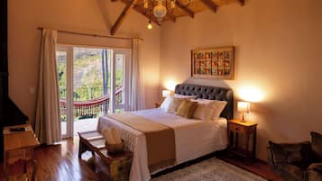 Deluxe Suite, Lanai, Mountain View
