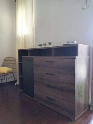 Interior - 1 Bedroom Apartment in Saint-francois (Saint-francois)
