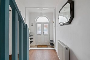 House | Interior - Stunning 5 Bed House in Leeds Contractors Welcome (Leeds)