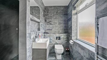 House | Bathroom | Shower, hair dryer, towels