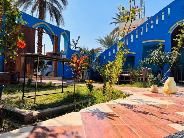 Front of property - Green Palace Garden  (Luxor)