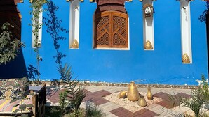 Unclassified image, 3 of 52, button - Green Palace Garden (Luxor)