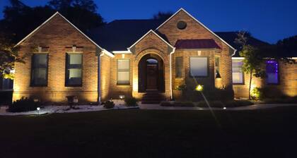 Cozy ranch house that's 10-15 minute from Historic downtown & Arrington Vineyard