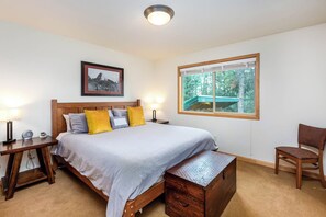 3 chambres, bureau, lit de bébé portatif, accès au Wi-Fi (inclus)