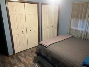 3 bedrooms, WiFi, bed sheets