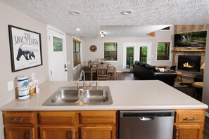 Casa, varias camas (Bear Run Getaway #336) | Interior