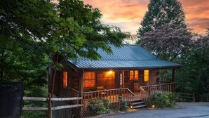 Exterior - Pappy's Peak #2760 (Sevierville)