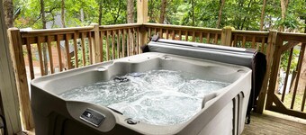 Feathers and Fur #2306