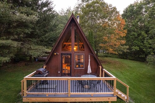 Cozy A-Frame Cabin | Summer Vibes & Pondside Relaxation in the Catskills