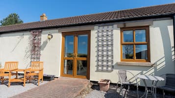 Cottage | Front of property