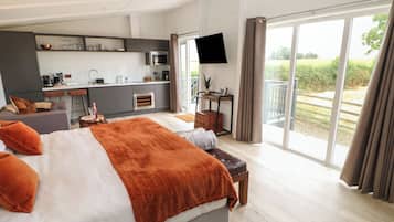 Cottage | 1 bedroom, individually decorated, individually furnished, free WiFi