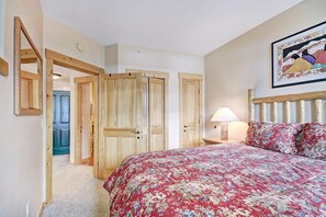 1 bedroom, iron/ironing board, free WiFi, bed sheets