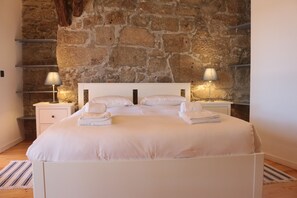 1 Schlafzimmer, Bügeleisen/Bügelbrett, Reisekinderbett, kostenloses WLAN